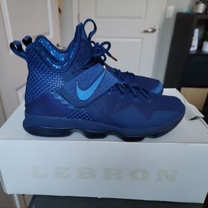 Nike LeBron XIV "Agimat" Size 11 Deadstock!!